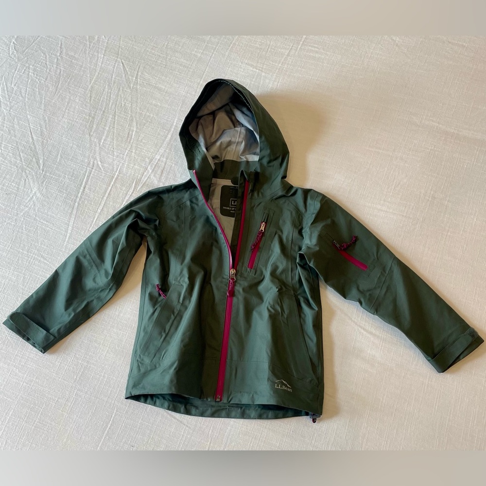 LL Bean Girls’ Raincoat, size M (5-6)